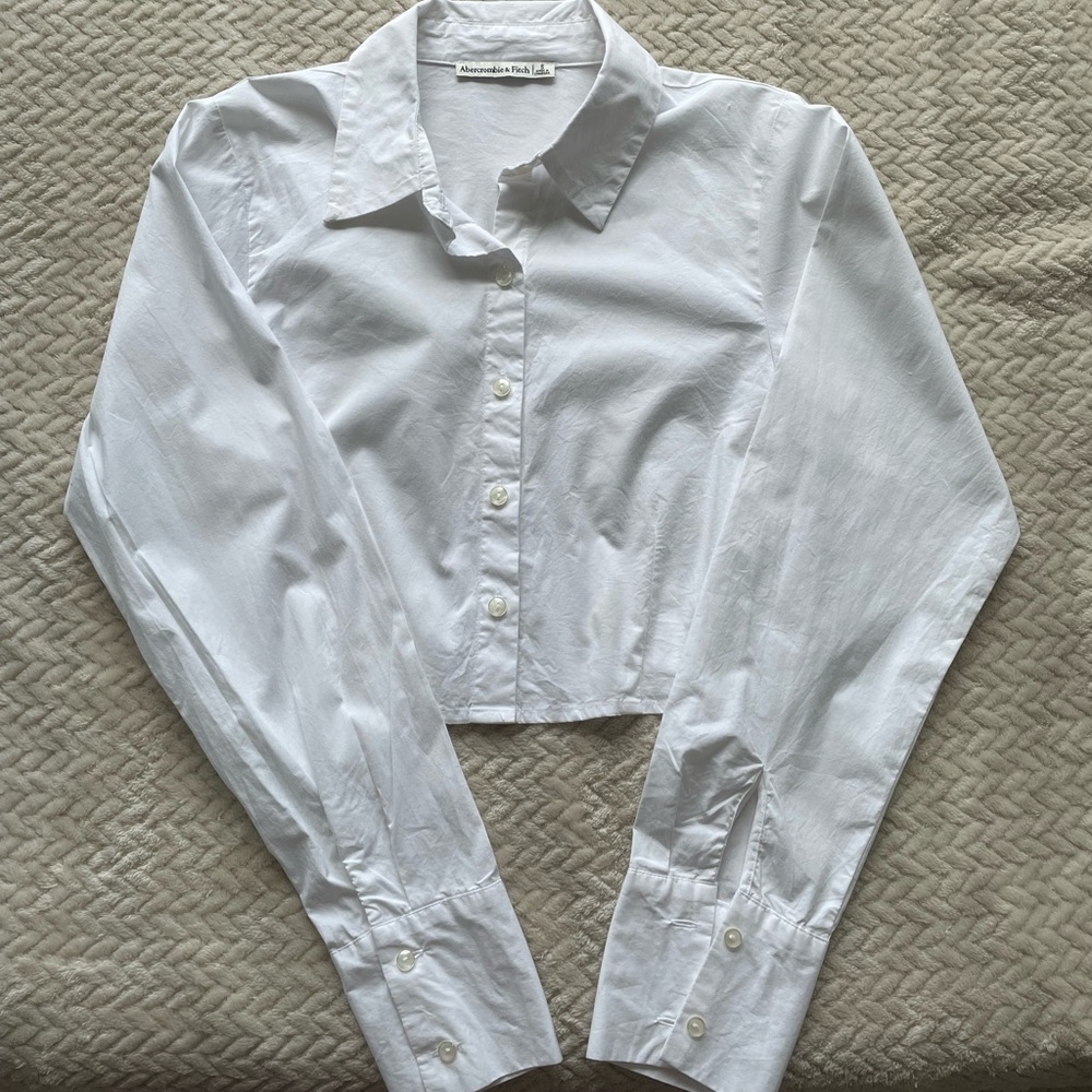 Cropped Button Down - Picture 2 of 6
